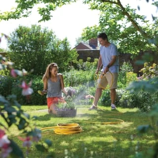 B&M Hozelock 30m Starter Hose With Fittings 4 B&M Hozelock 30m Starter Hose With Fittings - Image 2