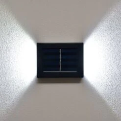 Solar Powered Up/Down Wall Light - White LED 4pk -Outdoor Garden Store 379453 4pk solar powered up down wall light cool white leds 4