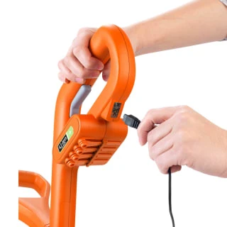 Flymo SimpliTrim Li Cordless Trimmer 6 Flymo SimpliTrim Li Cordless Trimmer - Image 4